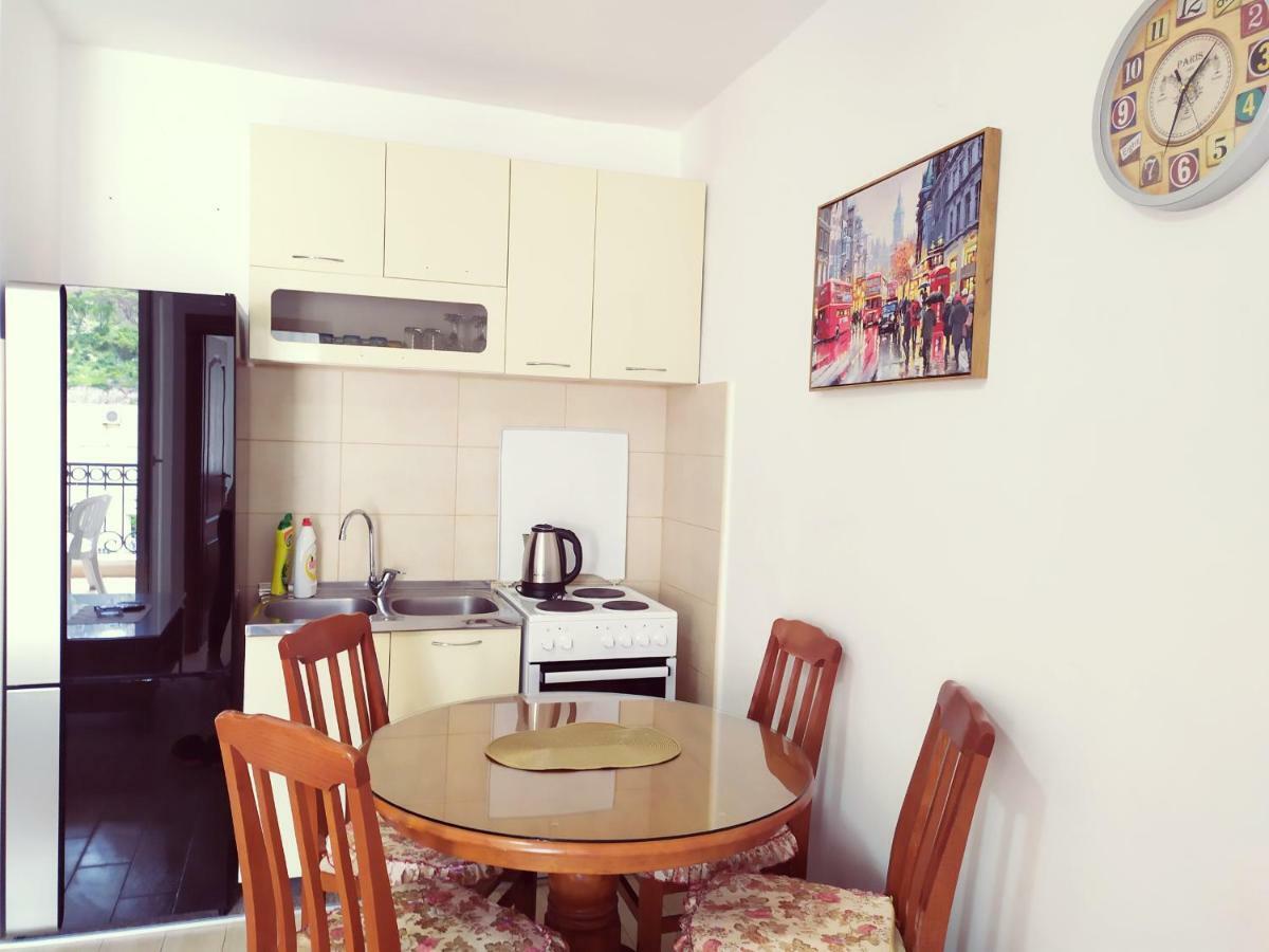 Apartamento Stan u centru Sutomora Sutomore Exterior foto